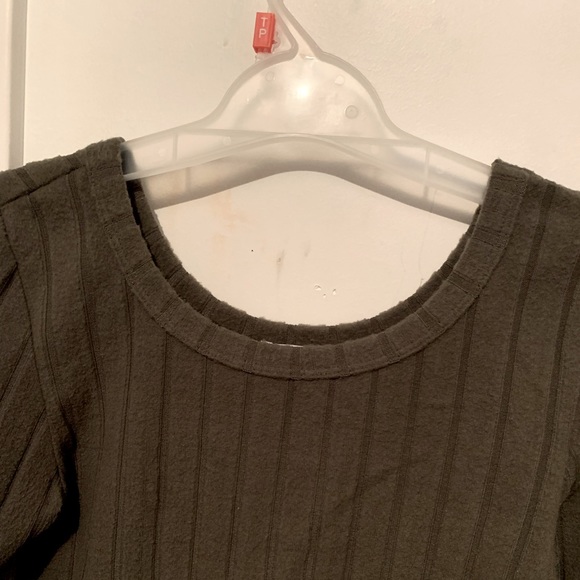 CROP top - Picture 3 of 4